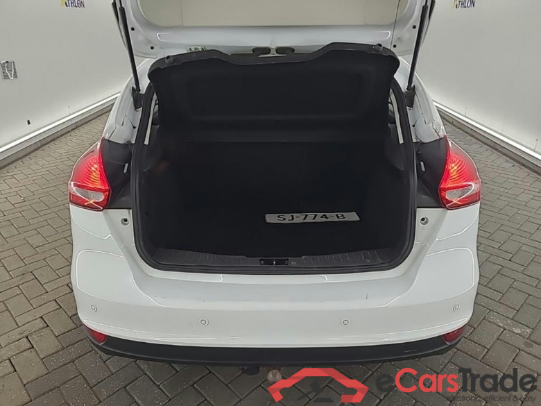 FORD Focus hatchback 1.0 EcoBoost Lease Edit 100 pk 5D #5