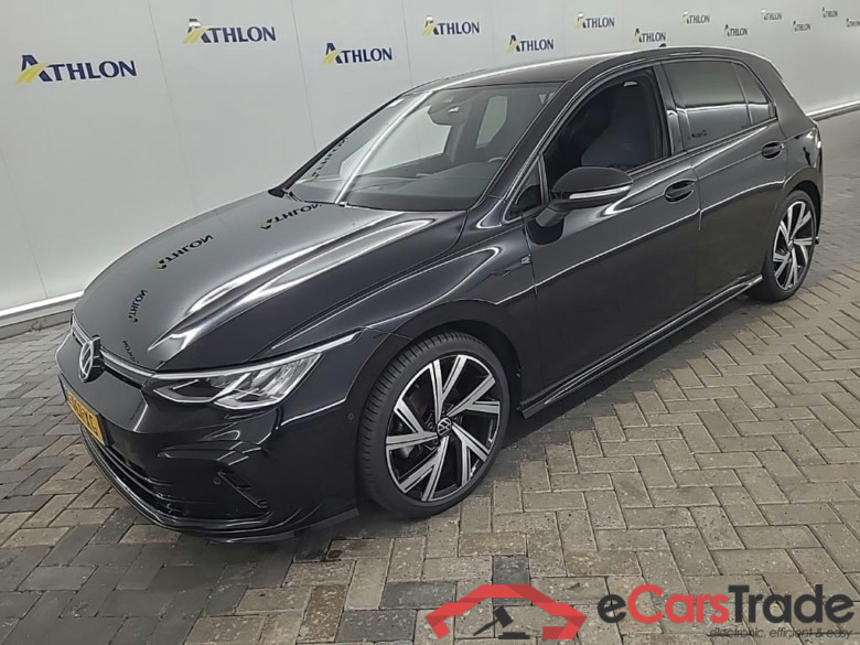 VOLKSWAGEN GOLF 1.5 eTSI 110kW DSG R-Line 5D
