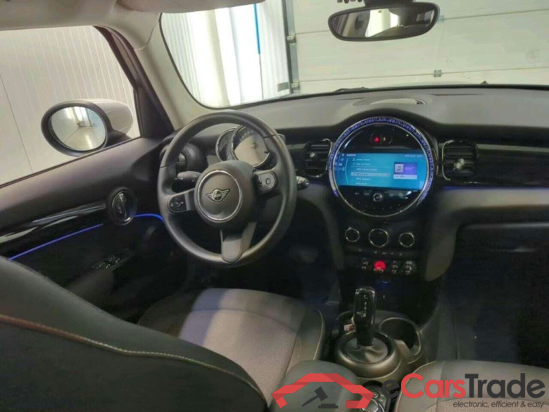 Mini 5-deurs 1.5 Cooper Camden #3