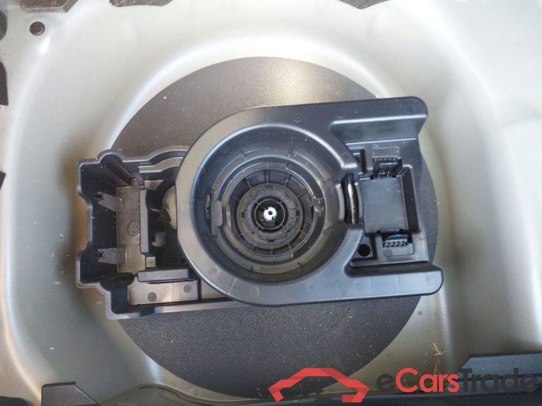 PEUGEOT 208  PEUGEOT 208  Allure Hybrid 110 ch e-DCS6 + pack access #6