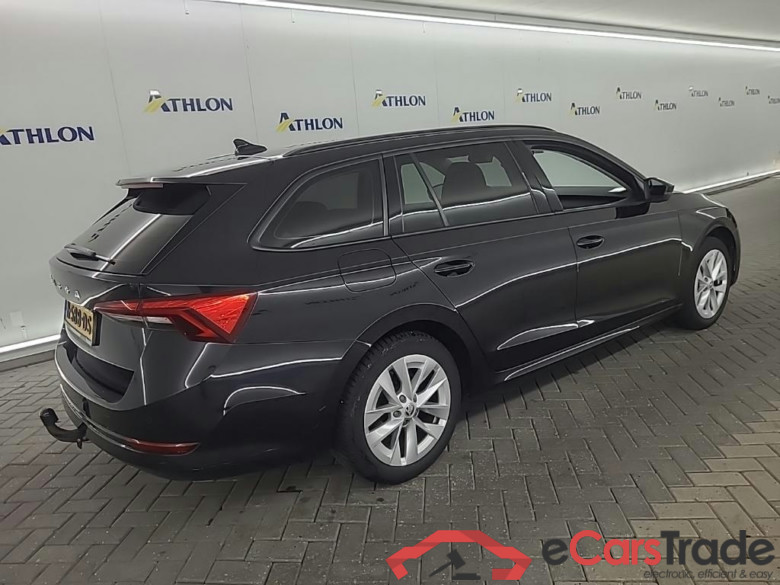SKODA Octavia Combi 1.5 TSI First Edit. #3