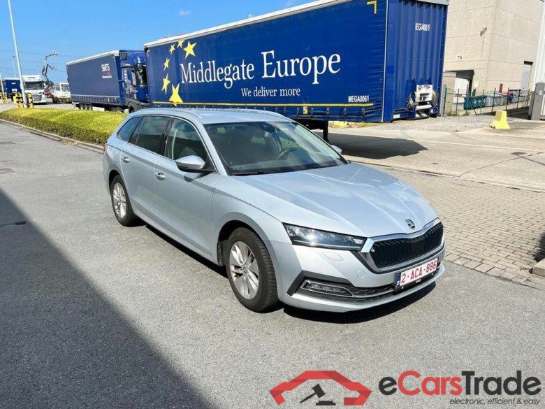 SKODA Octavia Combi Dsl Octavia SW 2.0 TDi SCR Clever DSG #2