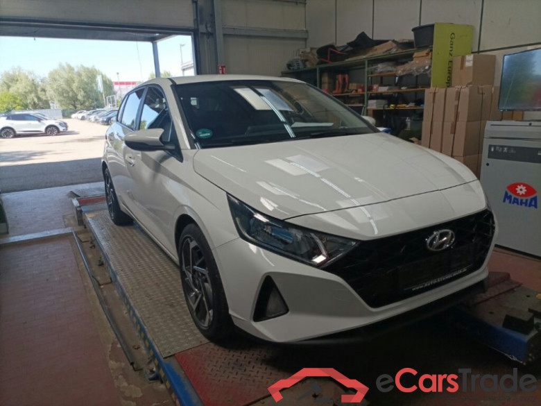 Hyundai i20  #1