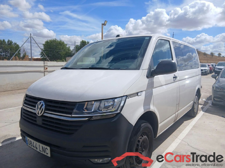 VOLKSWAGEN Transporter / 2020 / 4P / combi Kombi Corto TN 2.0 TDI 81kW (110CV) BMT