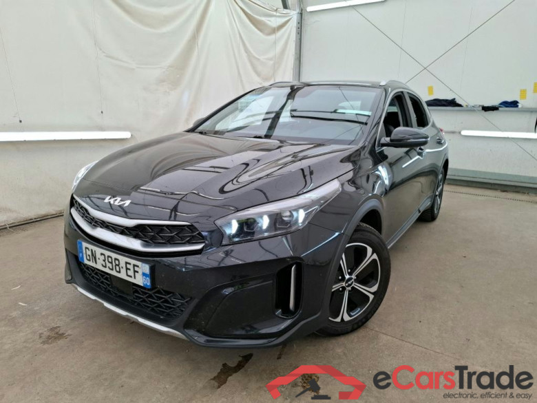 KIA XCeed / 2022 / 5P / Crossover 1.6 GDI PHEV ACTIVE BUS DCT6