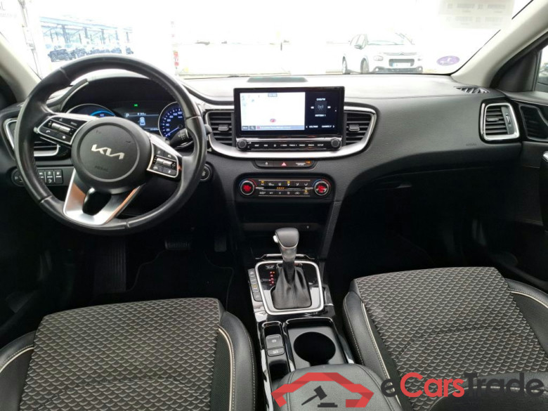 KIA XCeed / 2022 / 5P / Crossover 1.6 GDI PHEV ACTIVE BUS DCT6 #6