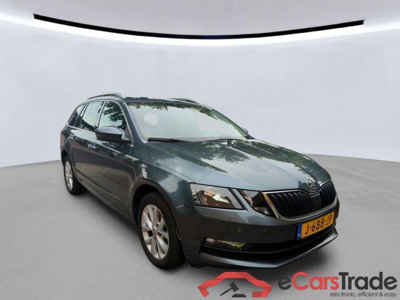 SKODA Octavia Combi 85 kW #4