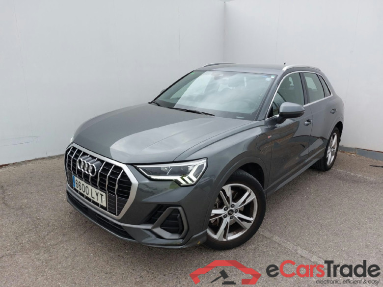 AUDI Q3 / 2018 / 5P / todoterreno 45 TFSI e 180kW S tronic S Line #1