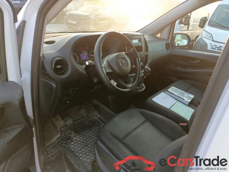 MERCEDES-BENZ Vito / 2014 / 4P / furgón 114CDI TD 100kW furgón Pro compacta #3