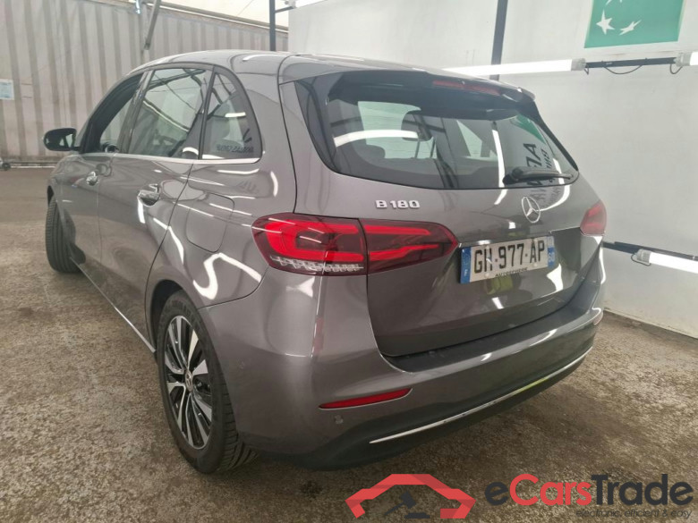MERCEDES-BENZ Classe B / 2019 / 5P / monospace B 180 Business Line Edition BA7 #2