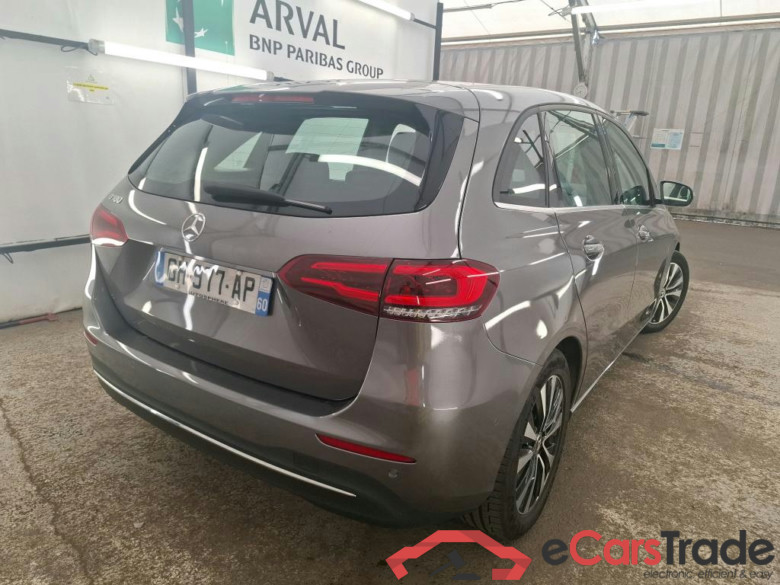 MERCEDES-BENZ Classe B / 2019 / 5P / monospace B 180 Business Line Edition BA7 #3