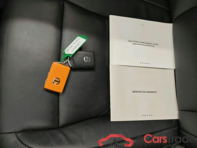 Volvo XC40 T3 automaat Momentum Business 5d #4
