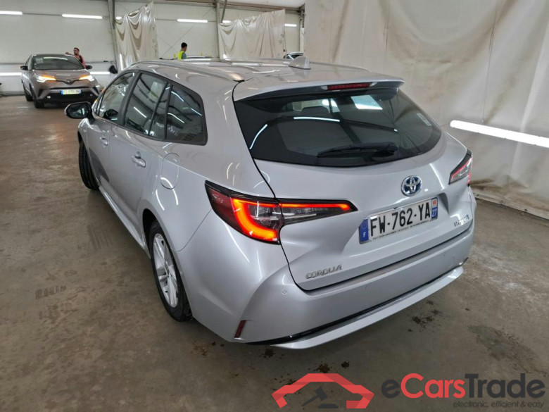 TOYOTA Corolla Touring Sports / 2018 / 5P / Break Hybride 122h Dynamic Business Stage Acad #2