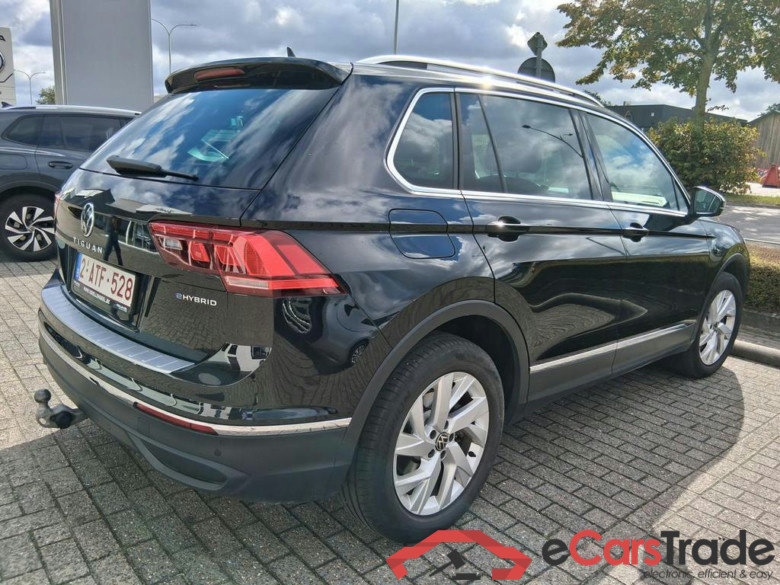 VOLKSWAGEN Tiguan eHybrid (PHEV) Tiguan eHybrid 1.4 Life Business OPF DSG (180 kW) #1