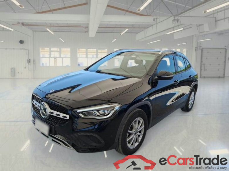 MERCEDES-BENZ GLA / 2020 / 5P / CROSSOVER GLA 200 D AUTOMATIC BUSINESS EXTRA