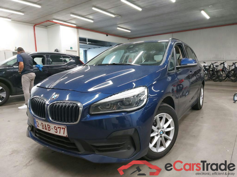 BMW - BMW 2 ACTIVE TOURER 216d 116PK Advantage Pack Busienss With Heated Seats & Cruise Control & Removable Trailer Hook & PDC Front & Rear #1