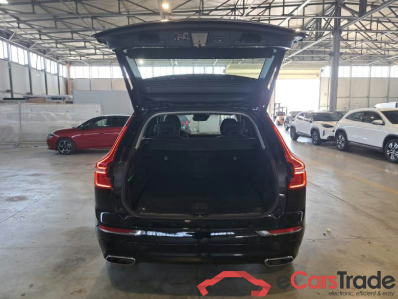 VOLVO XC60 / 2017 / 5P / SUV T6 PLUG-IN AWD AUTO RECHARGE INS. EXP #5