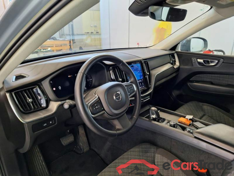 VOLVO XC60 / 2021 / 5P / SUV T6 PLUG-IN AWD AUTO CORE #3