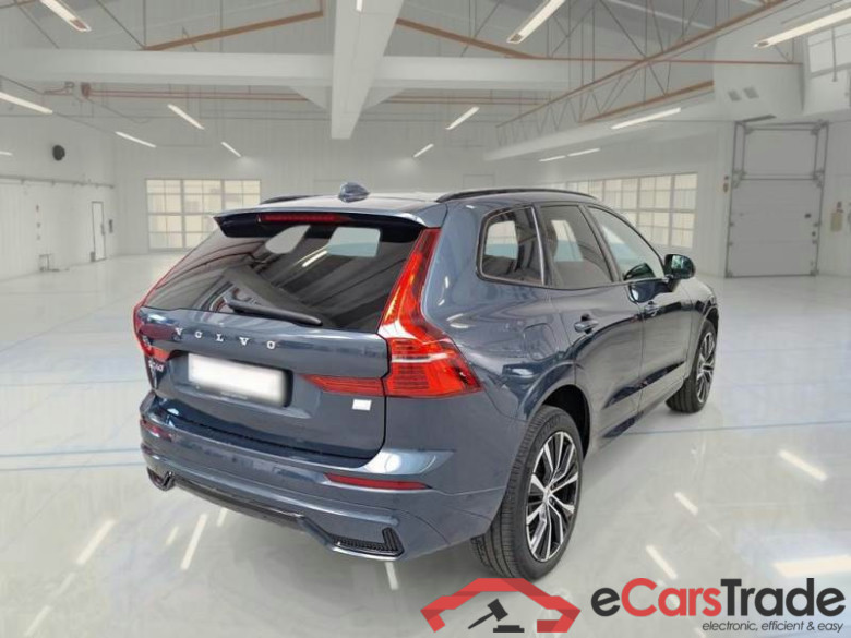 VOLVO XC60 / 2021 / 5P / SUV T6 PLUG-IN AWD AUTO ULTIMATE DARK #2