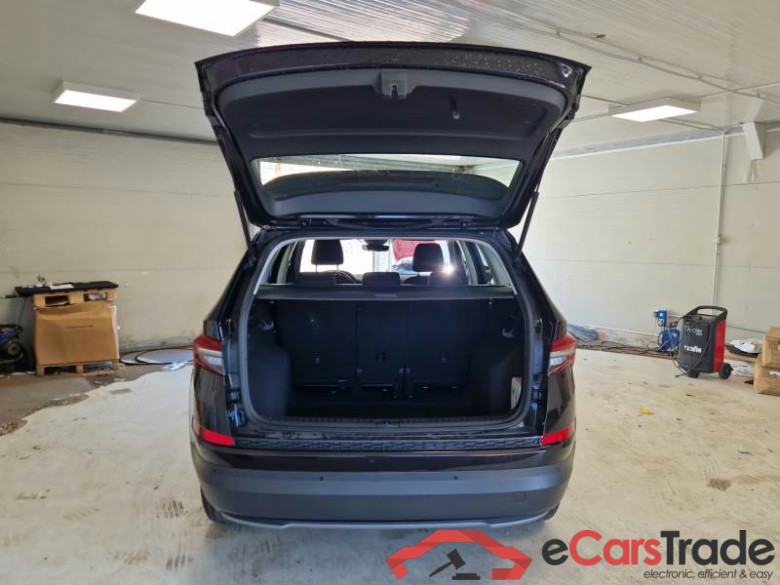 SKODA KODIAQ / 2021 / 5P / SUV 2.0 TDI 110KW AMBITION DSG 5P #5