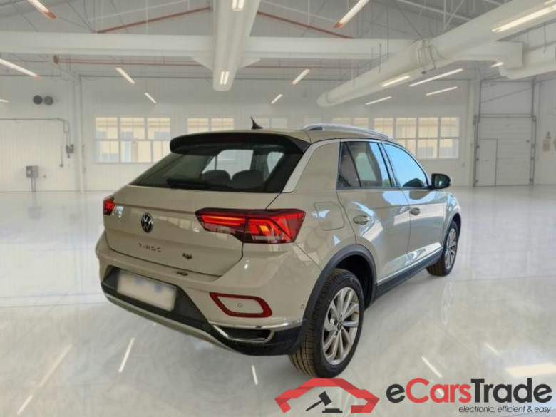 VOLKSWAGEN T-ROC / 2021 / 5P / SUV 2.0 TDI SCR STYLE DSG #2