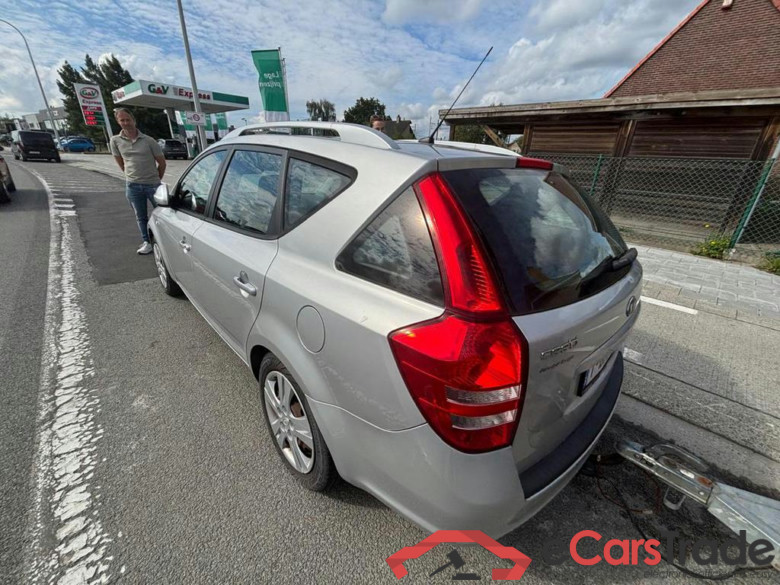 KIA Cee'd SW Dsl Cee'd SW 1.6 Turbo CRDi VGT EX #2