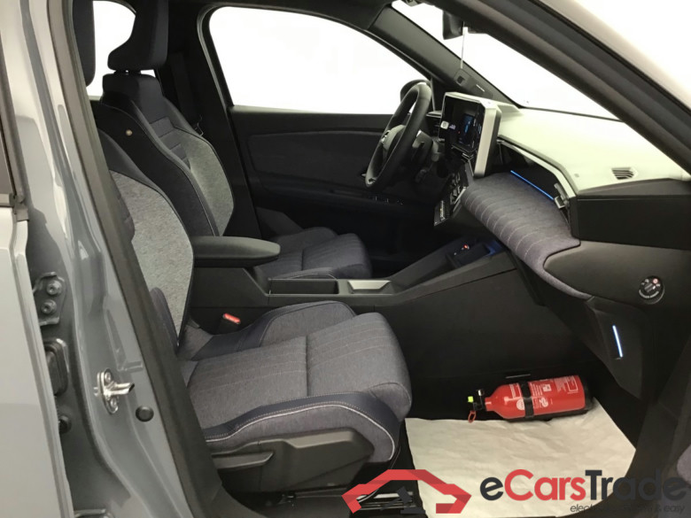 Renault R 4 Confort Electric 152hp #6