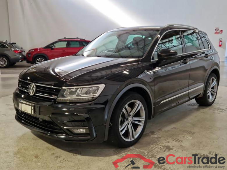 VOLKSWAGEN TIGUAN / 2016 / 5P / SUV 2.0 TDI SCR 110KW SPORT BMT DSG #1