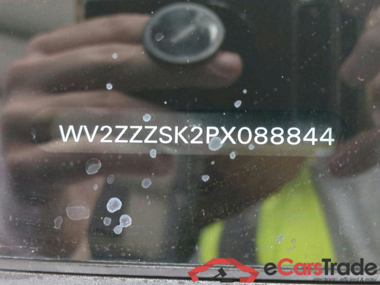 VW Caddy 5 1.5 TSI BMT 7-Sitzer DSG Dark Label 5d 84kW #4