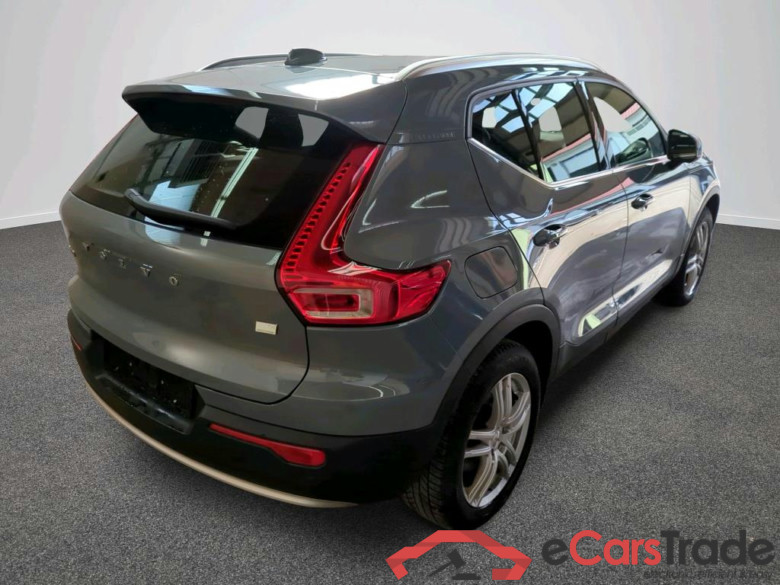 VOLVO XC40 T4 Recharge DKG Core 5d 95kW #2