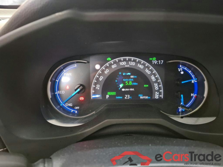 TOYOTA RAV4 Hybride / 2018 / 5P / SUV Hybride 2WD 218ch Dynamic #6