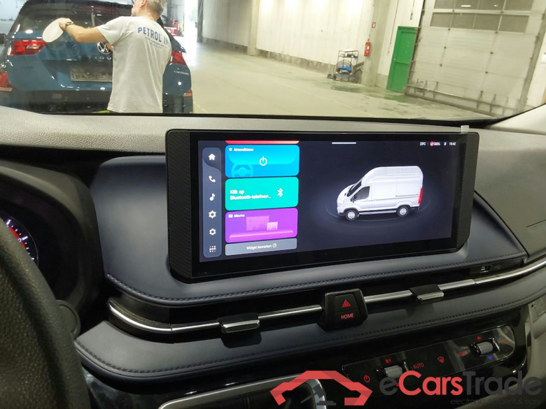 MAXUS DELIVER 9 2.0 D 108KW L3H2 FWD 3.5T LUXURY #4