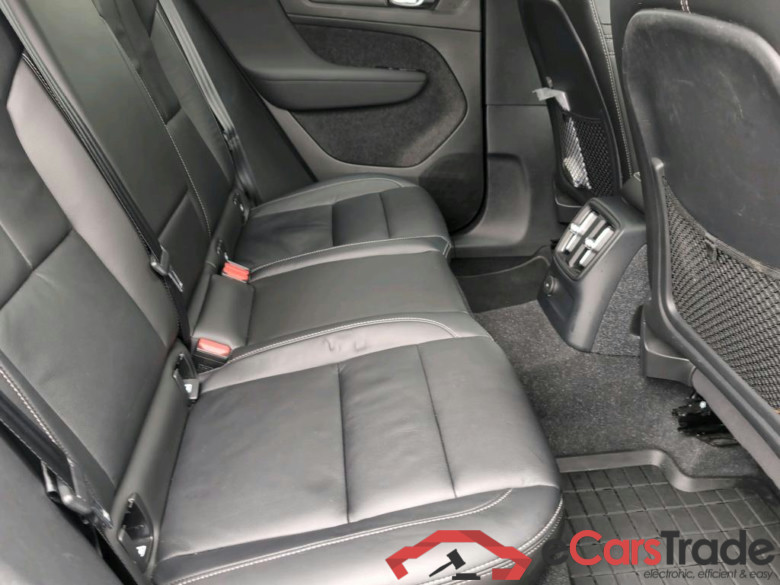 VOLVO XC40 1.5 T4 PHEV INSCRIPTION EXPR. DCT #2