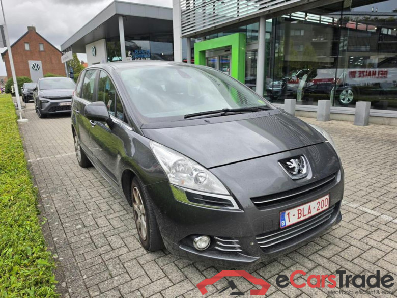 PEUGEOT 5008 Dsl 5008 1.6 HDi Premium FAP #2
