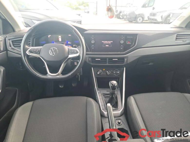 VOLKSWAGEN Polo / 2021 / 5P / berlina con portón Life 1.0 TSI 70kW (95CV) #3