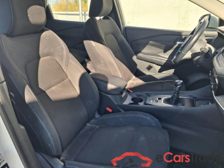NISSAN QASHQAI / 2021 / 5P / todoterreno DIG-T 103kW (140CV) mHEV 4x2 Acenta #6