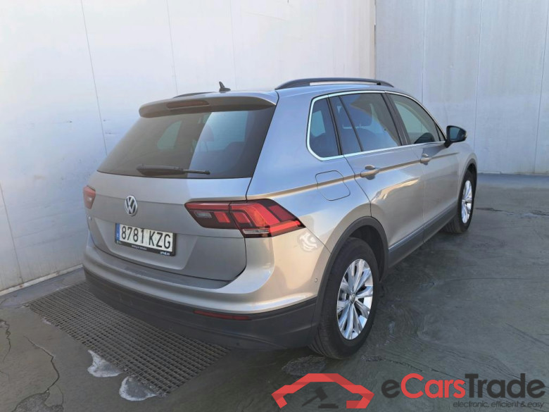 VOLKSWAGEN Tiguan / 2016 / 5P / todoterreno Advance 2.0 TDI 110kW (150CV) #2