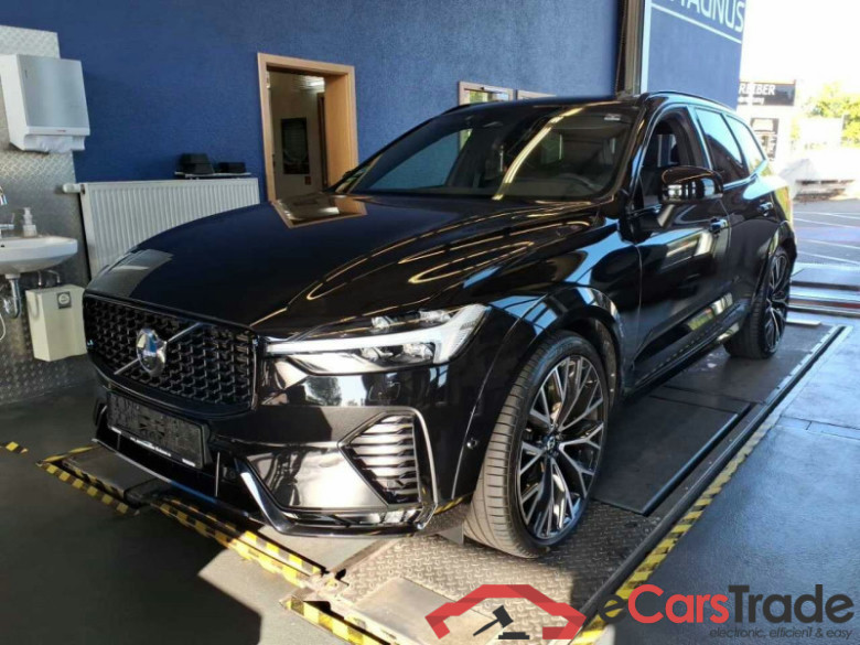 Volvo XC60 (03.2017->) DE - SUV5 B5 (Benzin) 2WD EU6d, R-Design Mild-Hybrid, (Facelift) 2021 - 2022 #1