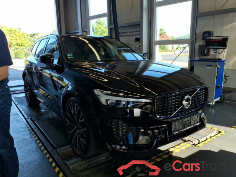 Volvo XC60 (03.2017->) DE - SUV5 B5 (Benzin) 2WD EU6d, R-Design Mild-Hybrid, (Facelift) 2021 - 2022 #4