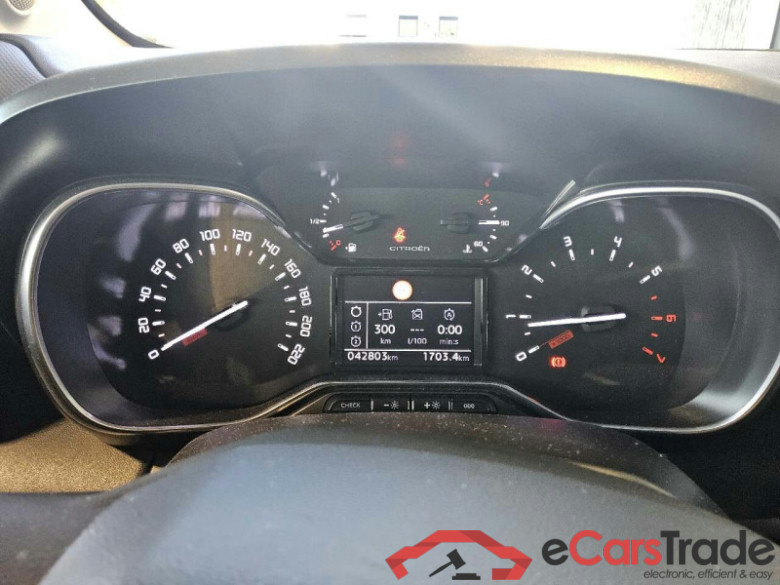 Citroën C3 Aircross (08.2017->) DE - SUV5 1.2 PureTech 110 EU6d, Shine Pack Stop&Start, (Facelift) 2021 - 2023 #6