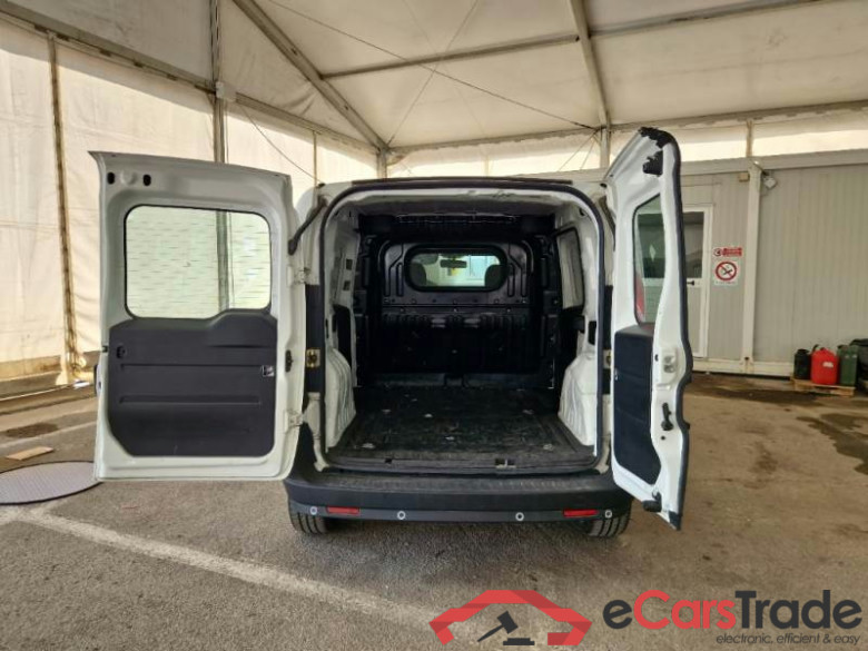 FIAT DOBLÒ CARGO / 2014 / 4P / VETT. FURGONATA 1.4 BZ 95CV SX EURO 6 #5