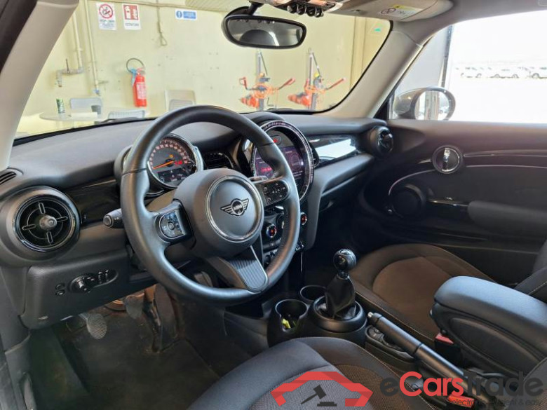 MINI MINI / 2021 / 3P / BERLINA ONE 55KW CLASSIC #3