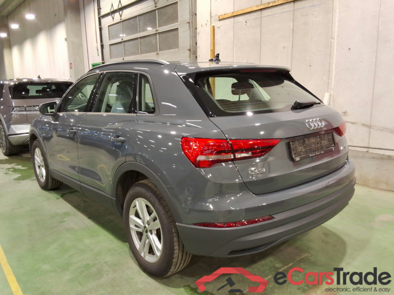 AUDI Q3 1.4 45 TFSI E S TRONIC #2