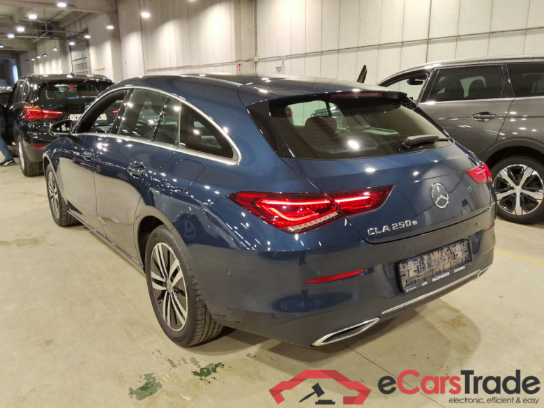 MERCEDES-BENZ CLA SHOOTING BRAKE 1.3 CLA 250 E BUSINESS SOLUTION DCT #2