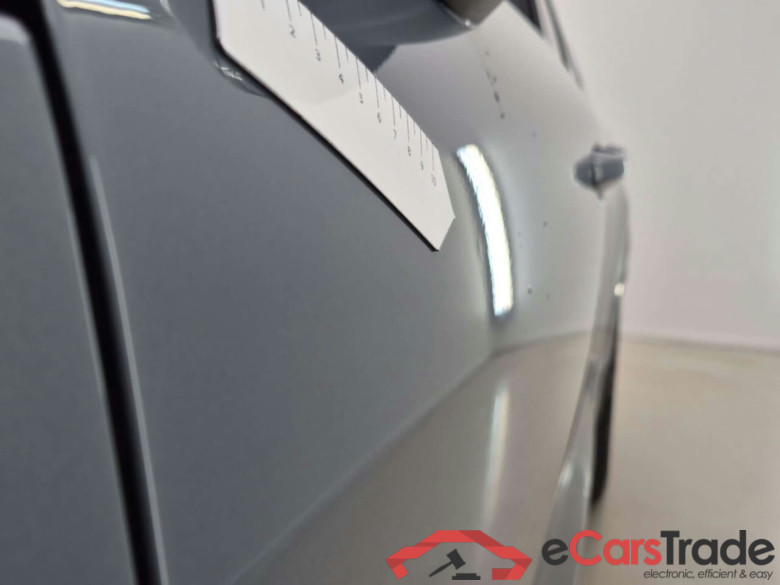 VOLVO XC40 2.0 B3 MILD HYBRID GEARTRONIC #5
