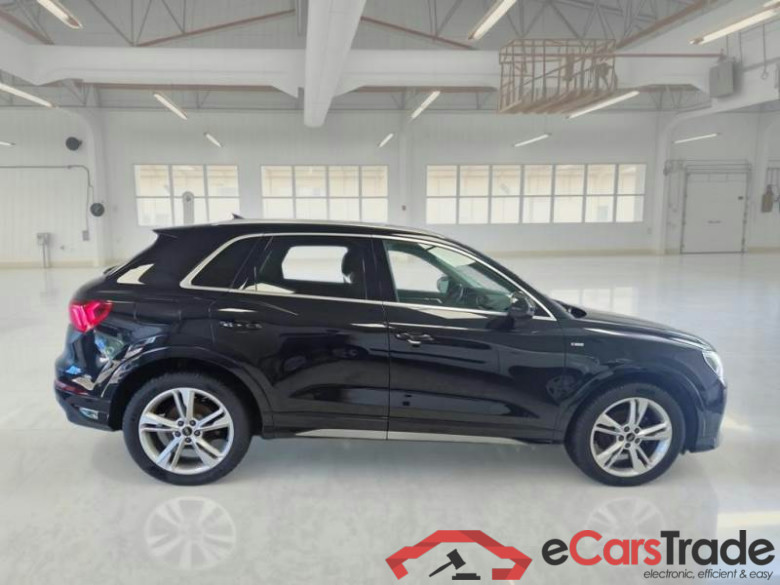 AUDI Q3 / 2018 / 5P / SUV 35 TDI QUATTRO S TRONIC S LINE EDITION #6