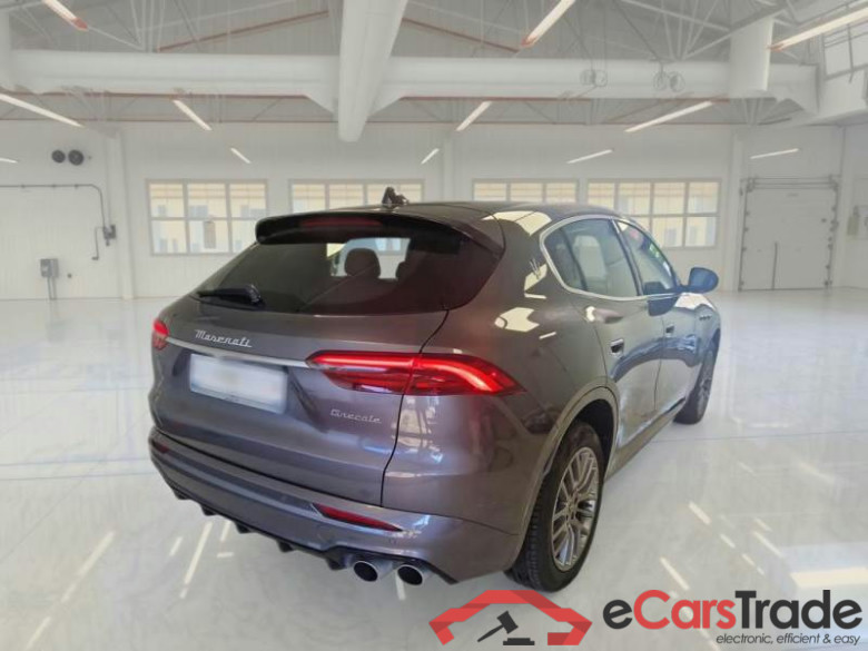 MASERATI GRECALE / 2022 / 5P / SUV 2.0 250CV MHEV GT Q4 AUTO #2