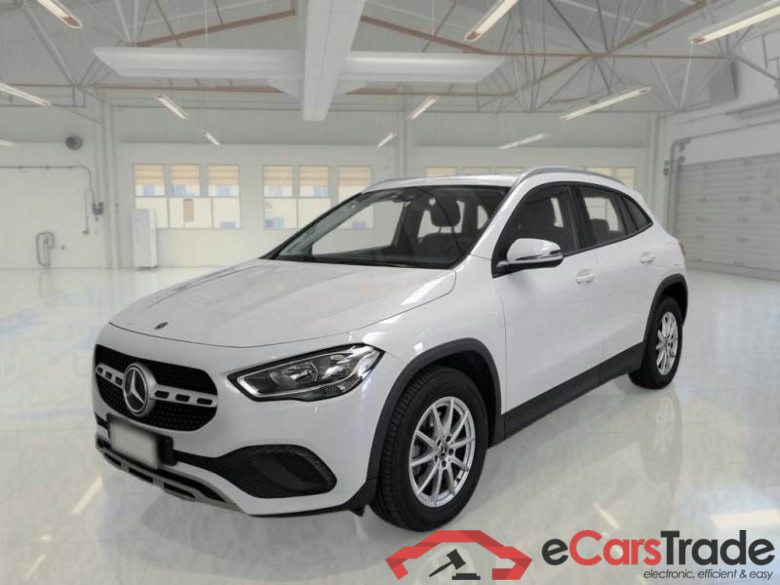 MERCEDES-BENZ GLA / 2020 / 5P / CROSSOVER GLA 180 D AUTOMATIC BUSINESS #1