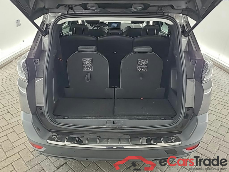 PEUGEOT 5008 Allure PureTech 130 5D 96kW #5