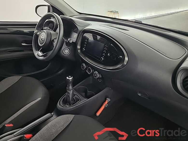 TOYOTA Aygo X 1.0 VVT-I MT play 5D 53kW #6